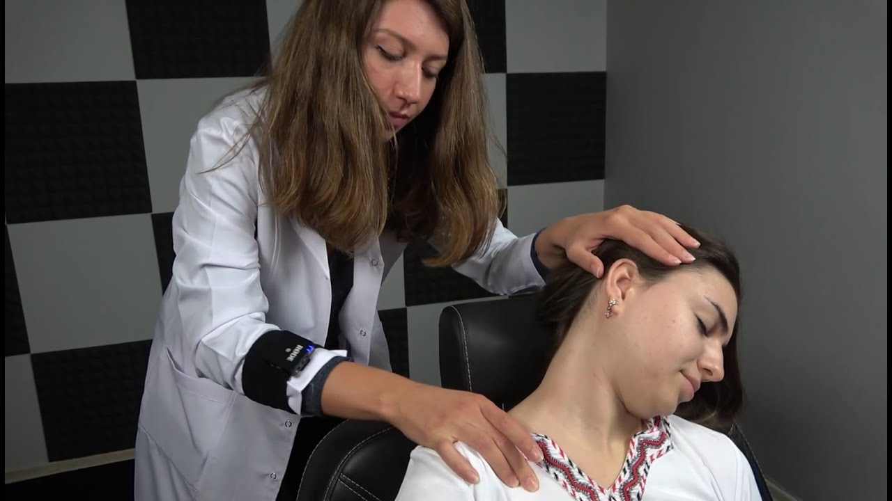 Therapist Melissa gave Chiropractic Adjusment to Cansu Head, Neck,Face and Back Massage