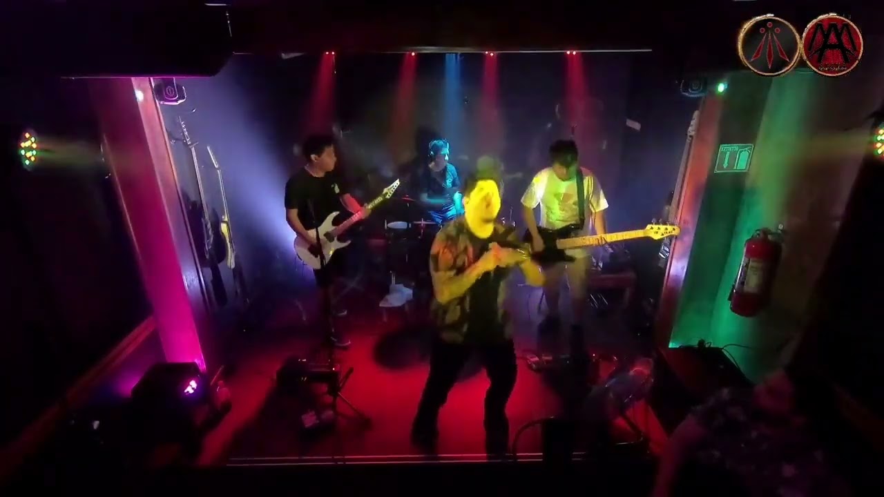 Ceremony.-Deftones ( Eros Chilean Tribute Band) live at Bardos Pub, Antofagasta