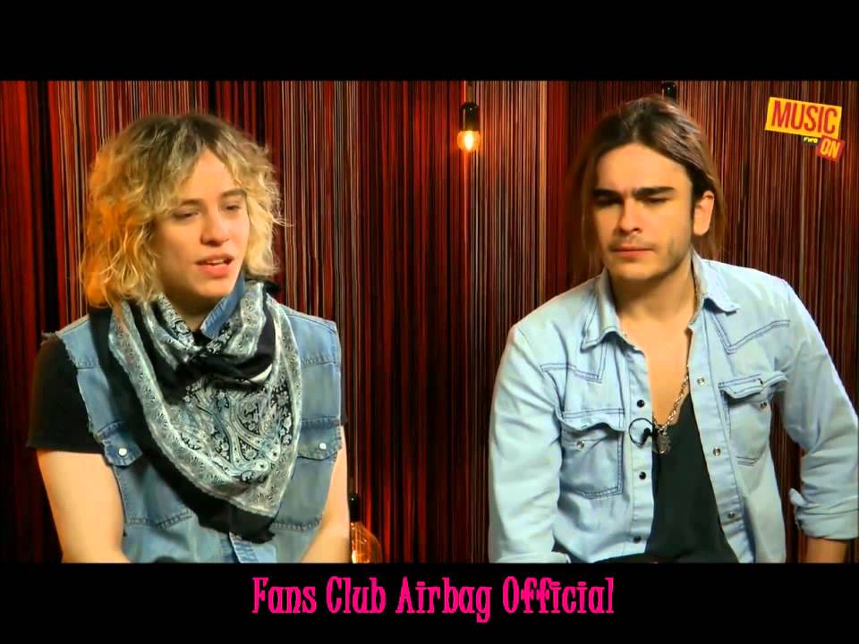 Airbag en Music On  09/11/ 2014