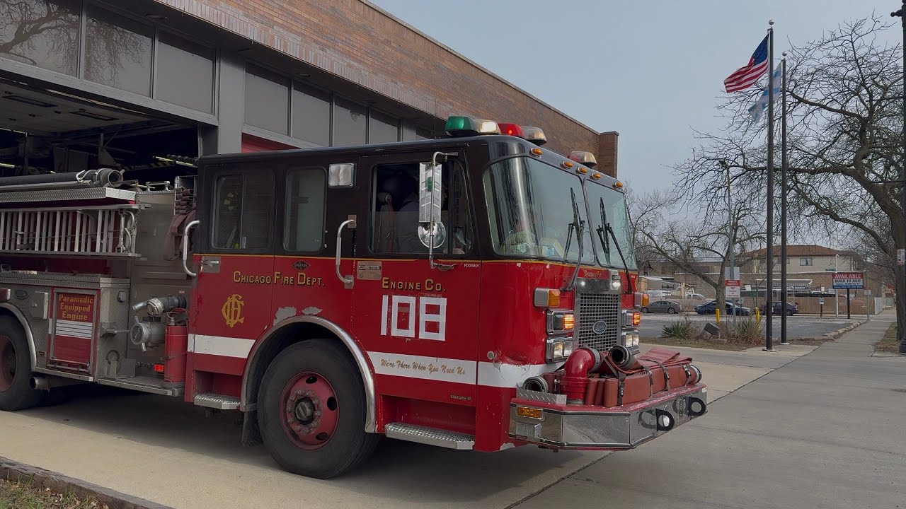 Chicago FD & PD Engine 108 Tower Ladder 23 responding 