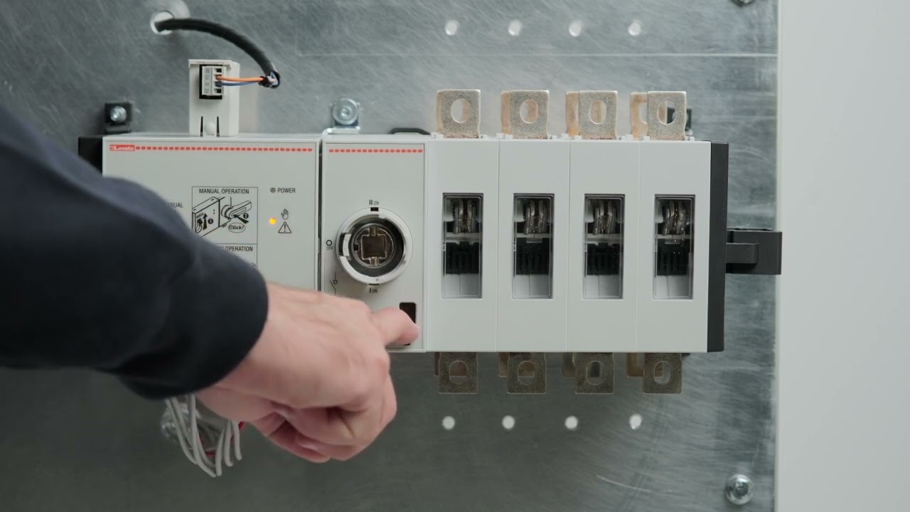 Led operation - GLCM Motorized Switch Disconnectors | LOVATO Electric
