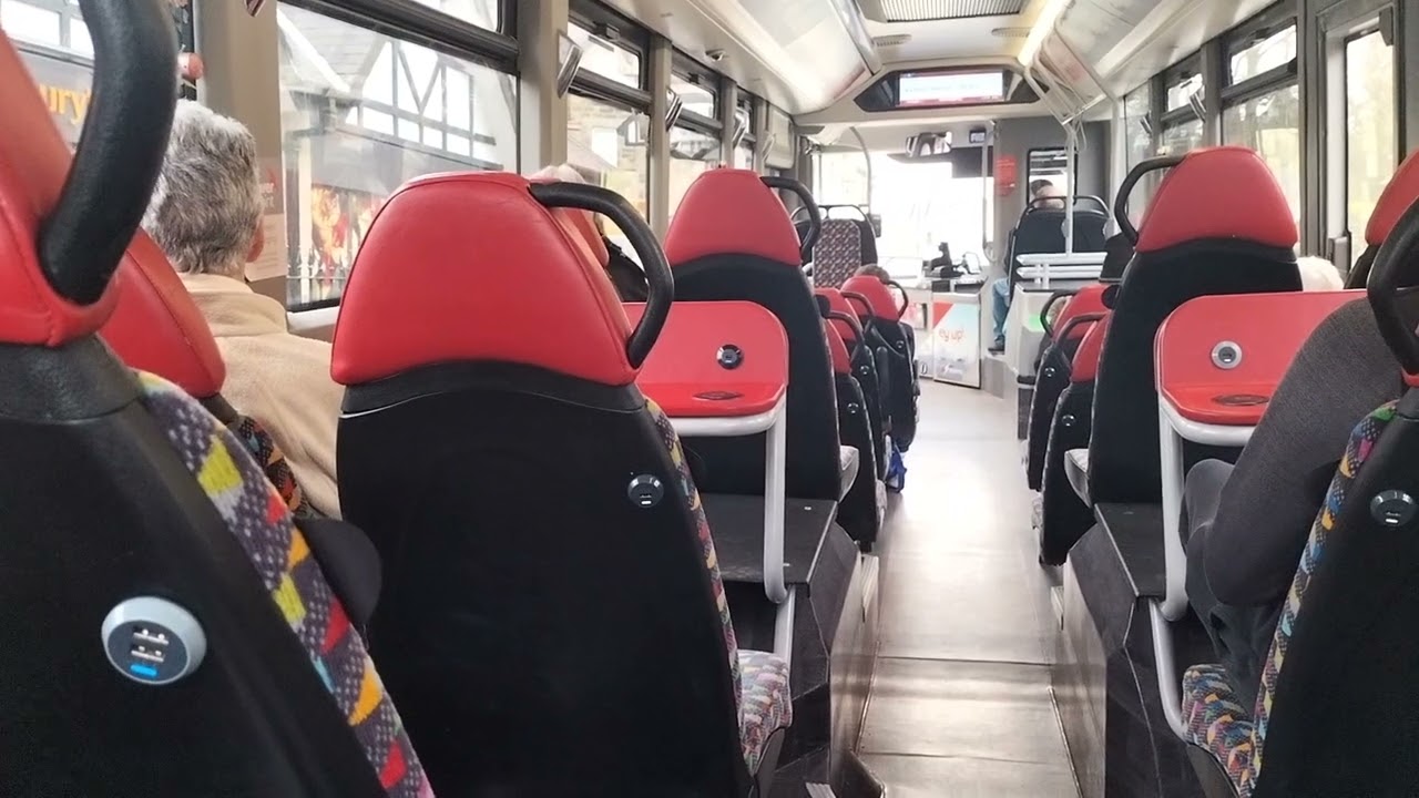 *annoying buzzing* the Harrogate bus company Volvo 7900E route 6 (BN68 XSC)