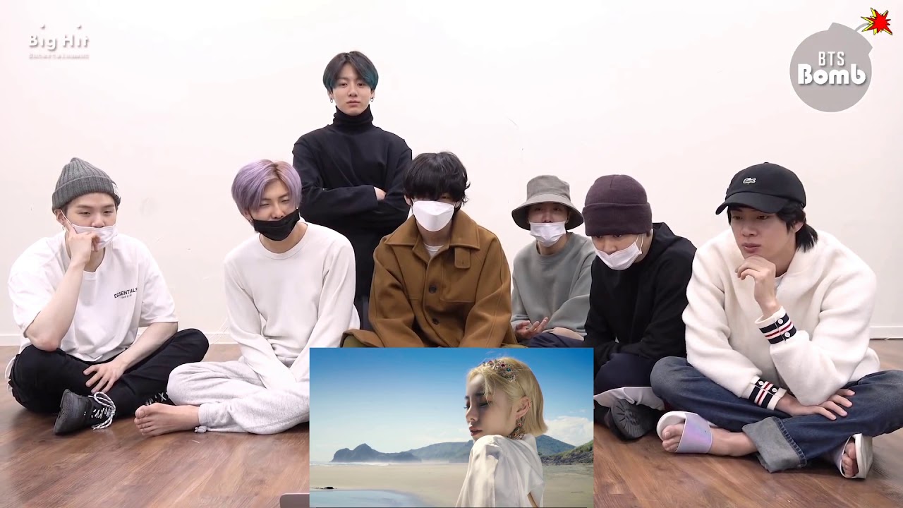 BTS REACTION TO MAMAMOO ( 마마 무 )STARRY NIGHT MV