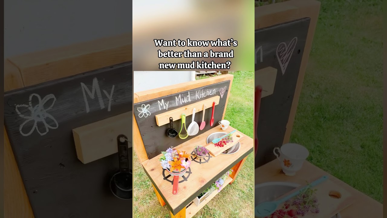Free build plans for this mud kitchen in video description #diy #mudkitchen #sensoryplay #diymom