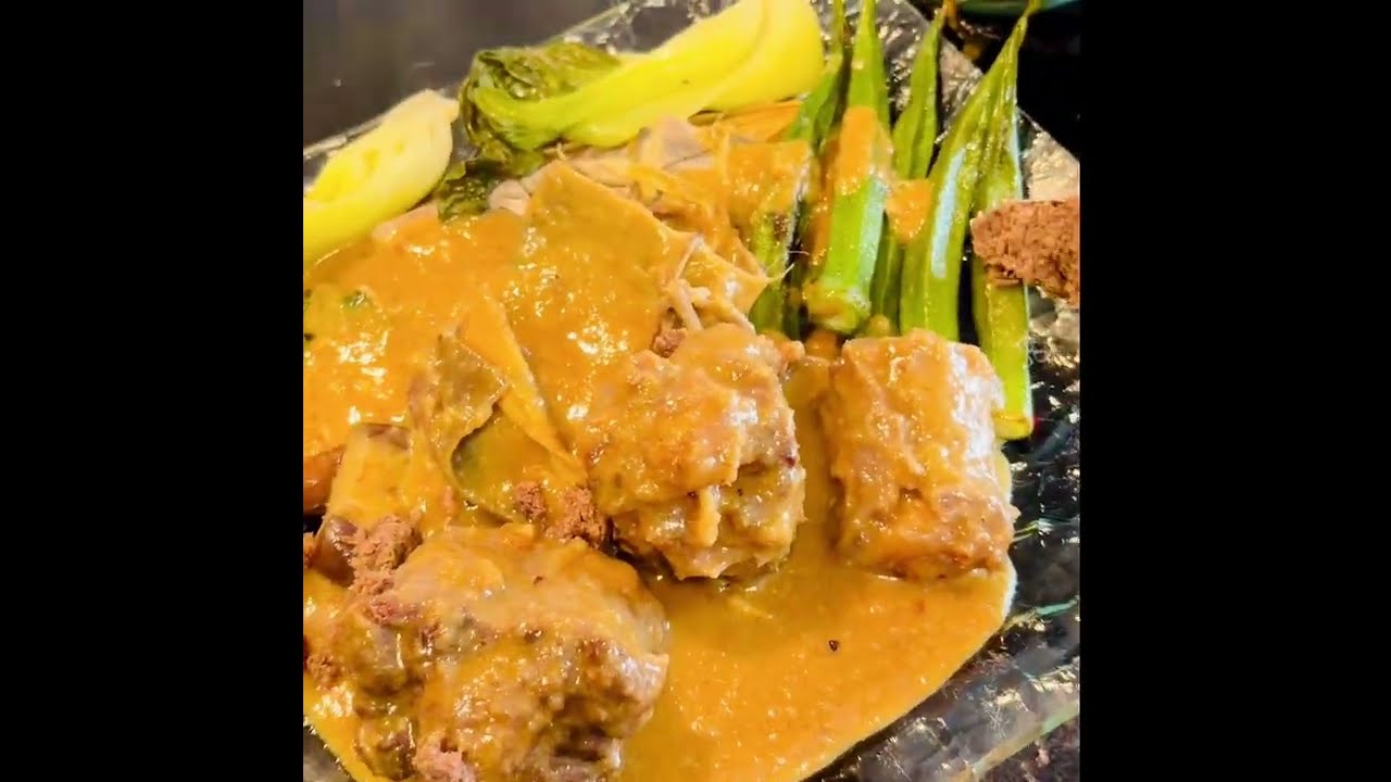 ￼ Oxtail kare kara ( Filipino kind of beef stew with peanut butter and some veggies)