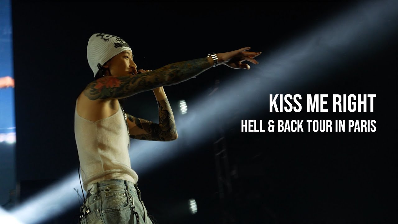 keshi - KISS ME RIGHT | HELL & BACK TOUR 2023 | Live Show in Paris | 04/02/23