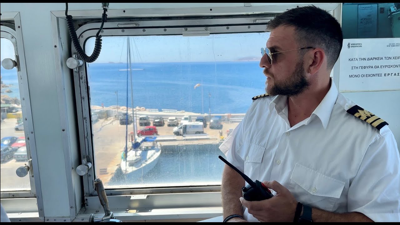 “Ε/Γ-Ο/Γ Αχιλλέας” Μανούβρα στη Σκύρο μέσα από τη γέφυρα