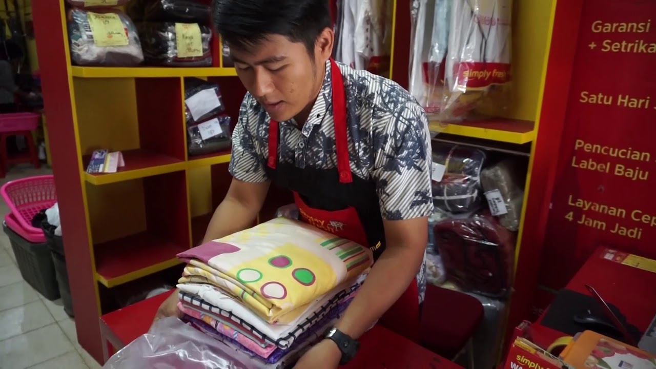 Simply Fresh Laundry - Tutorial Packing Menggunakan Plastik Jinjing 3 Jari
