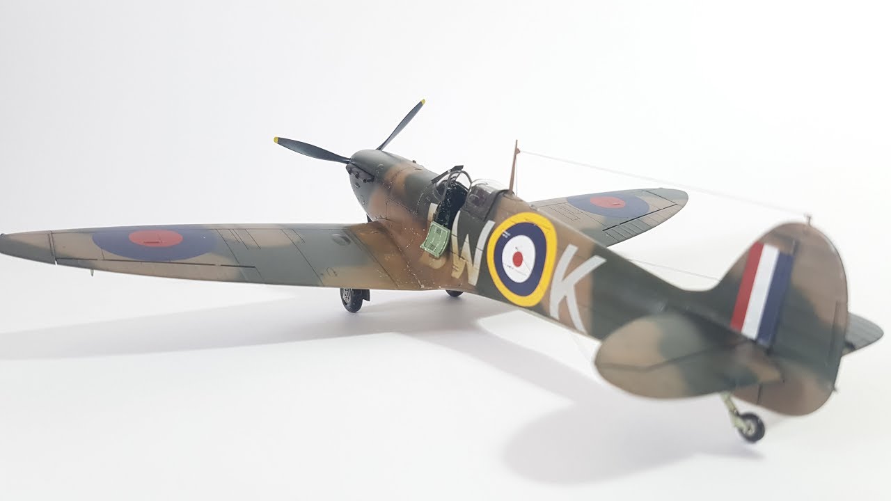New Tamiya 1/48 Spitfire Mk. 1 (Part 1: Review and cockpit)