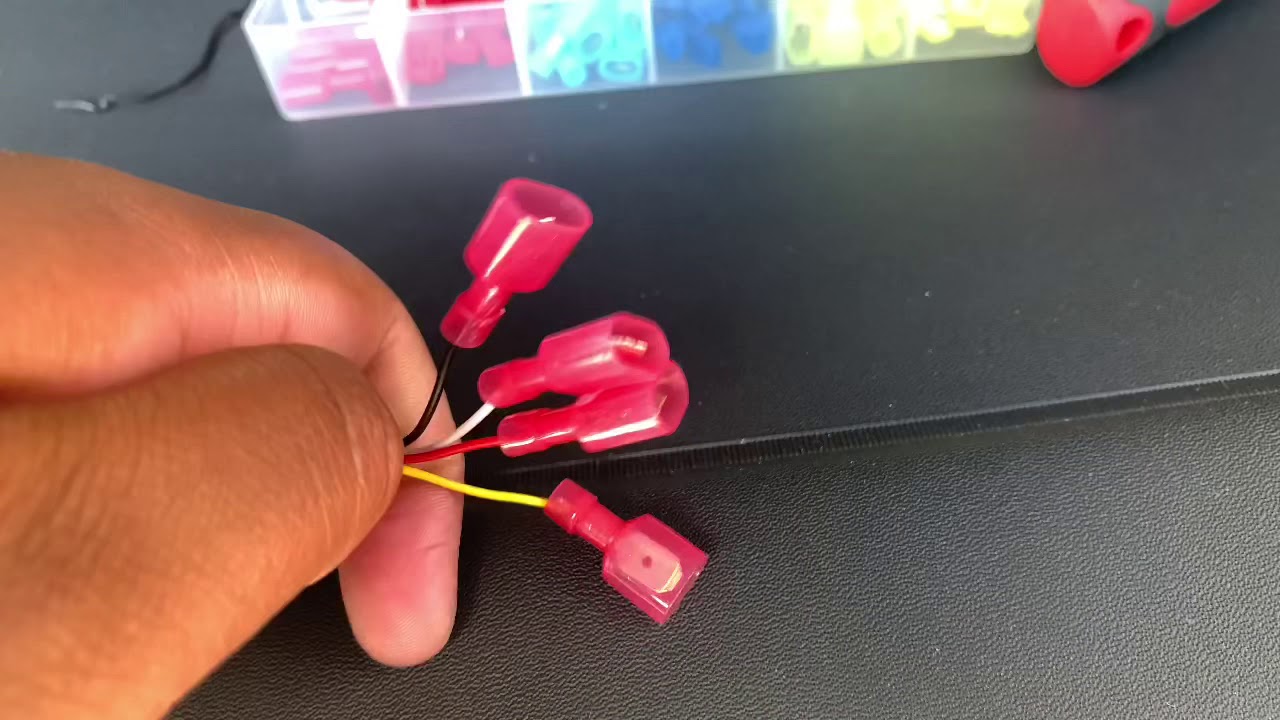 2019/2020 Toyota RAV4 rear reflector LED install
