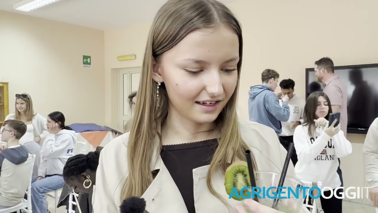 Erasmus ad Agrigento: studenti europei al Gallo Sciascia durante il Mandorlo in Fiore