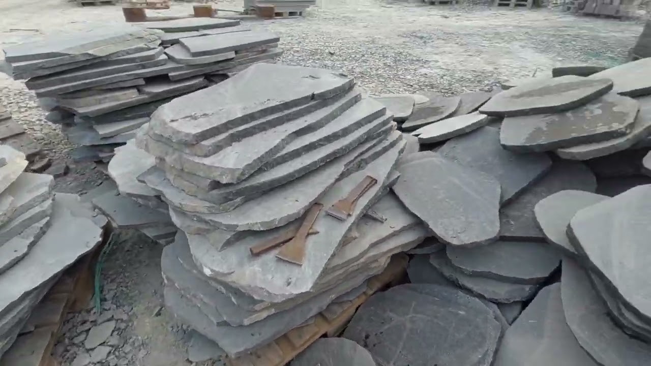 Bluestone sawn stepping 
