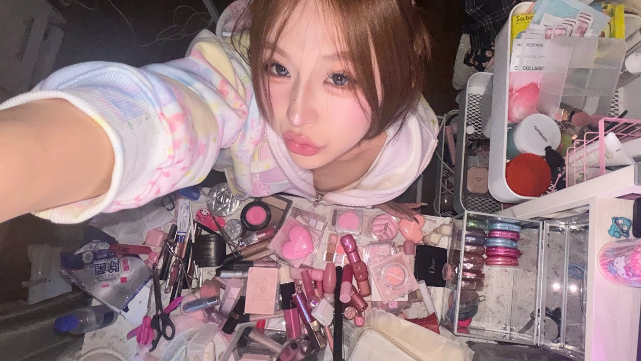 화장품 정리 같이 해주세요 ,,,,,