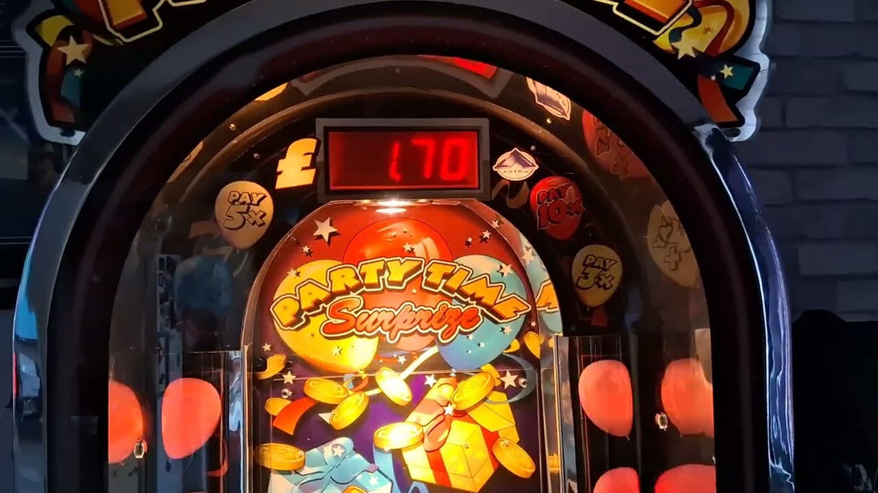 Partytime surprise fruit machine 