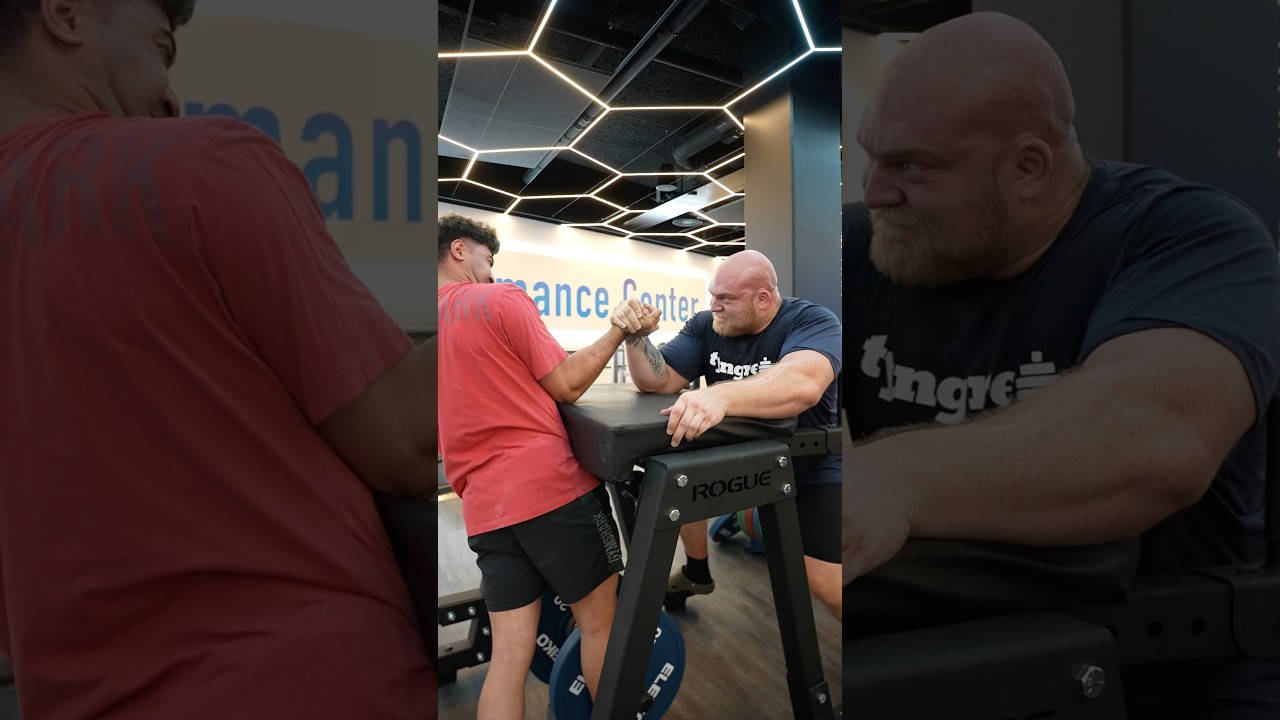 It is difficult to defeat a person weighing170kg, especially if he has the stronge fist in the world