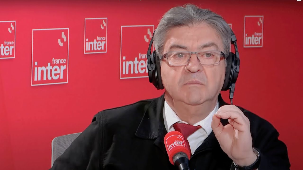 Jean-Luc Mélenchon assume ses tweets sur la police qui 