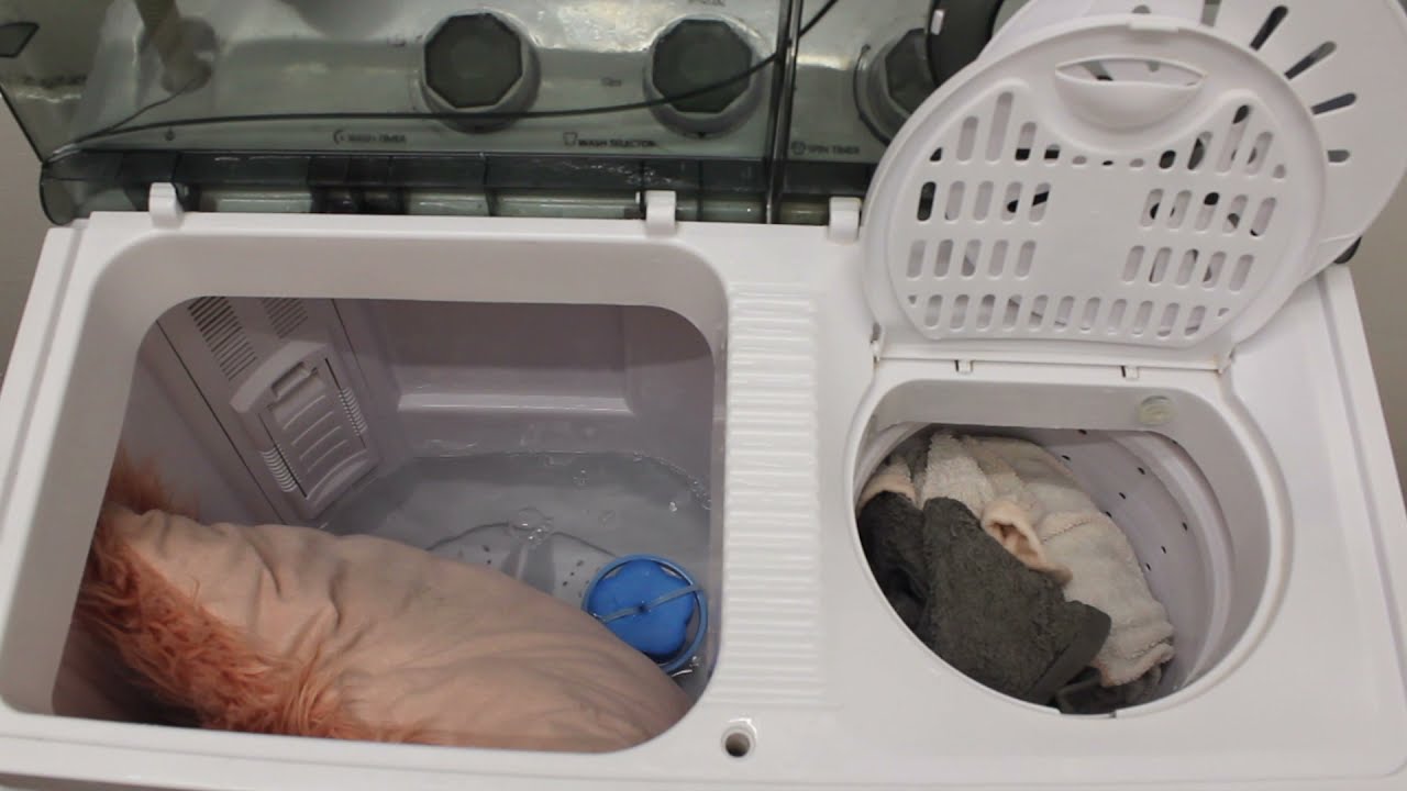 Sound of Laundry 🧺 Washing Faux Fur Pillows 🧺 No Talking No Music 🧺 Kuppet Portable Washer 26 lbs