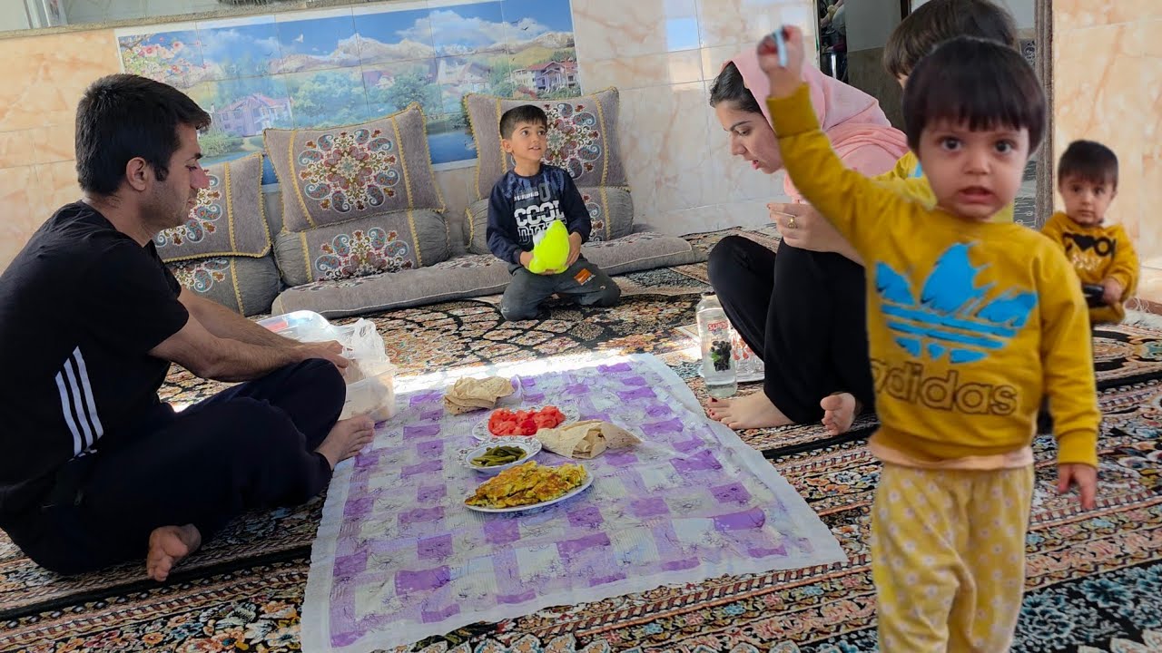 Aysan's sweet dance and Soghra's romantic lunch for Jamal 