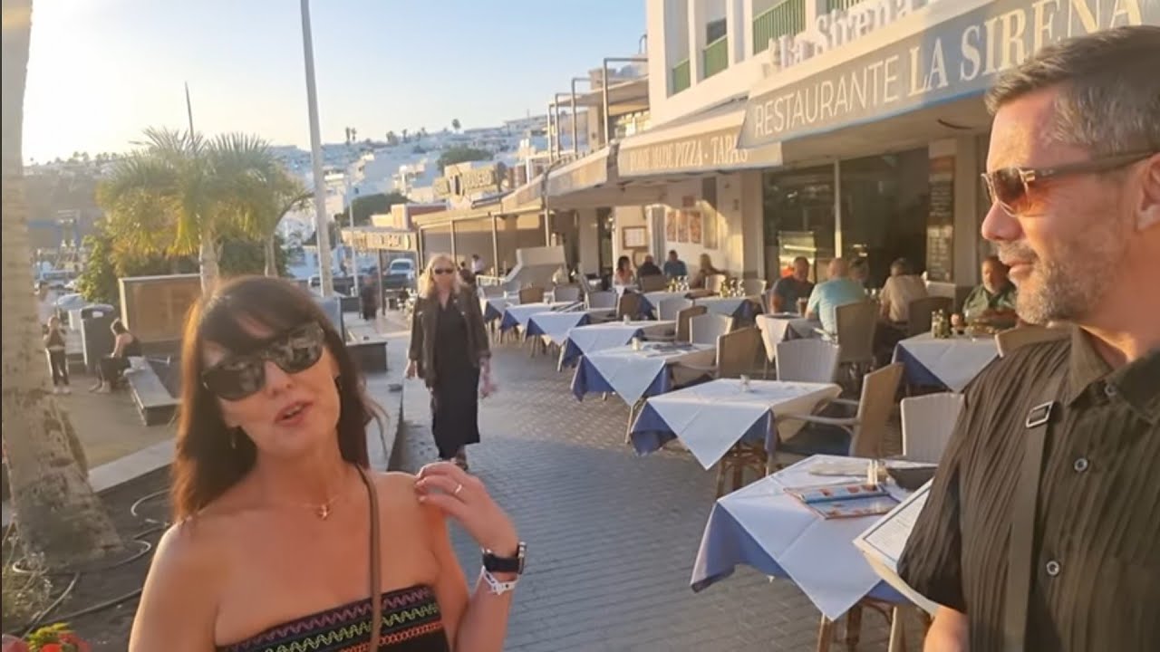LANZAROTE - Decision Time In Puerto Del Carmen Old Town......