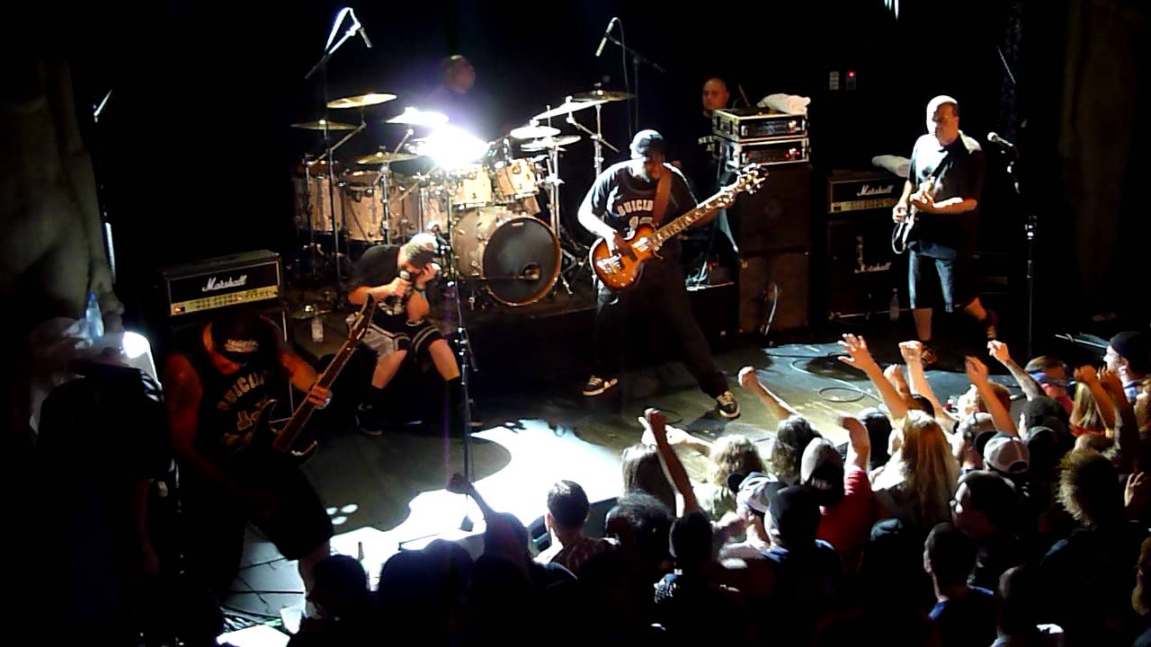 Suicidal Tendencies -- Institutionalized  (Live at Virgin Oil Co.)