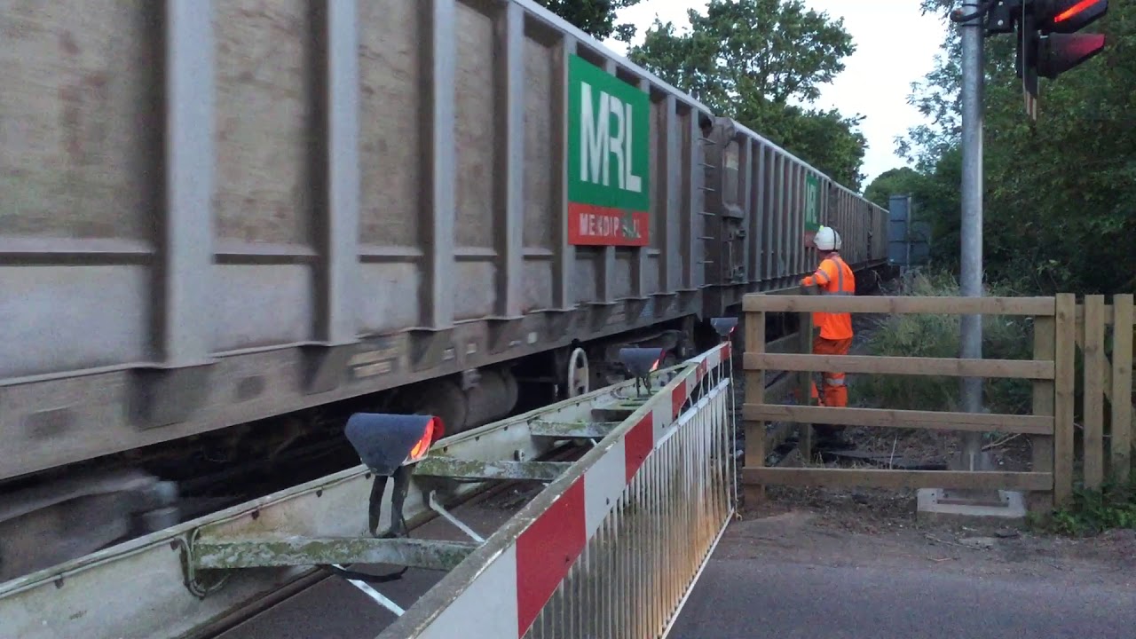 Latteridge Level Crossing (Gloucestershire) 15/07/2019