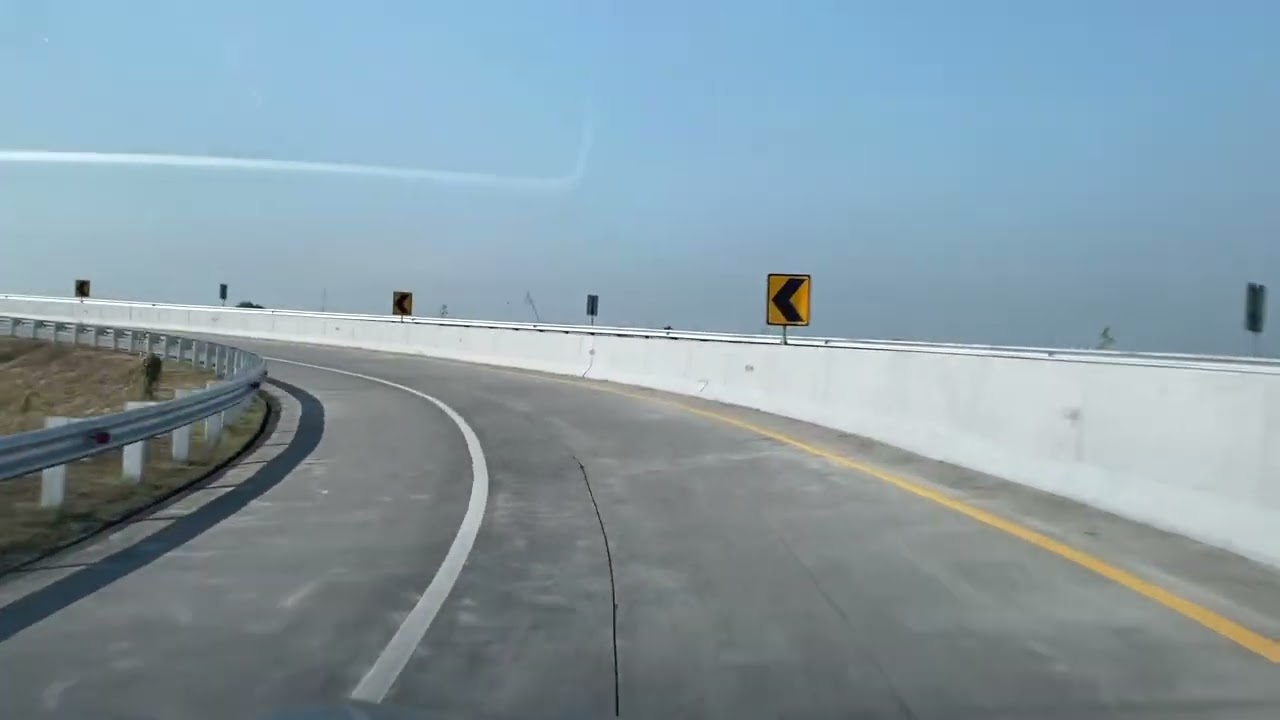 GERBANG EXIT TOL NGAWI