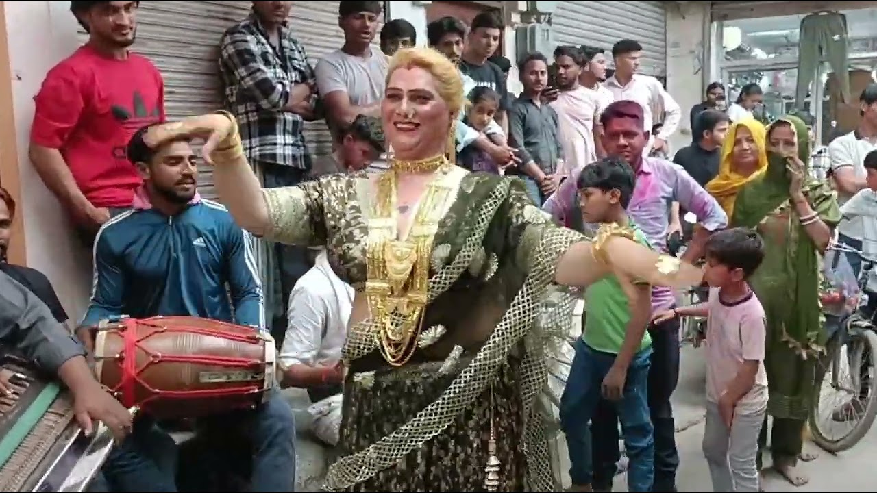 एक मुलाक़ात ज़रूरी है सनम ||😲 Tehelka kinnar dance || Sanoj