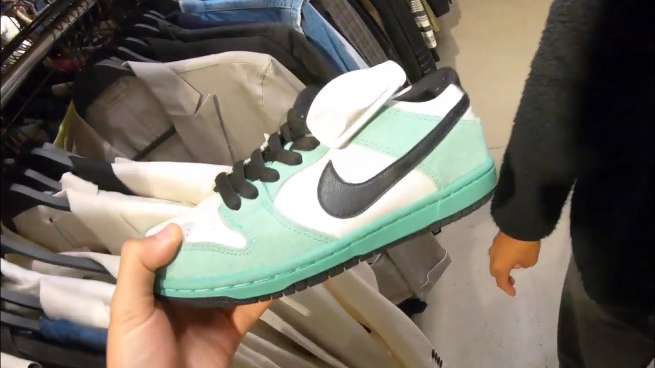 Achamos um Dunk no brechó? (Brechó de luxo) (Supreme, off white, undercover, fear of god, jordan)