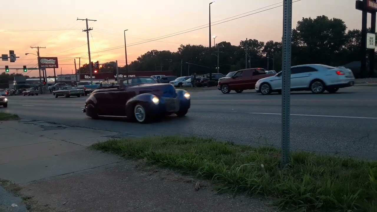 Cruise Springfield, MO