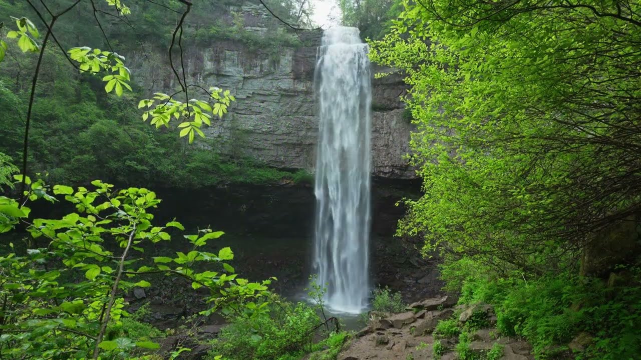 2025 Waterfalls 4K - episode 7 - Falling Water in Falls Creek Falls SP, Tennessee