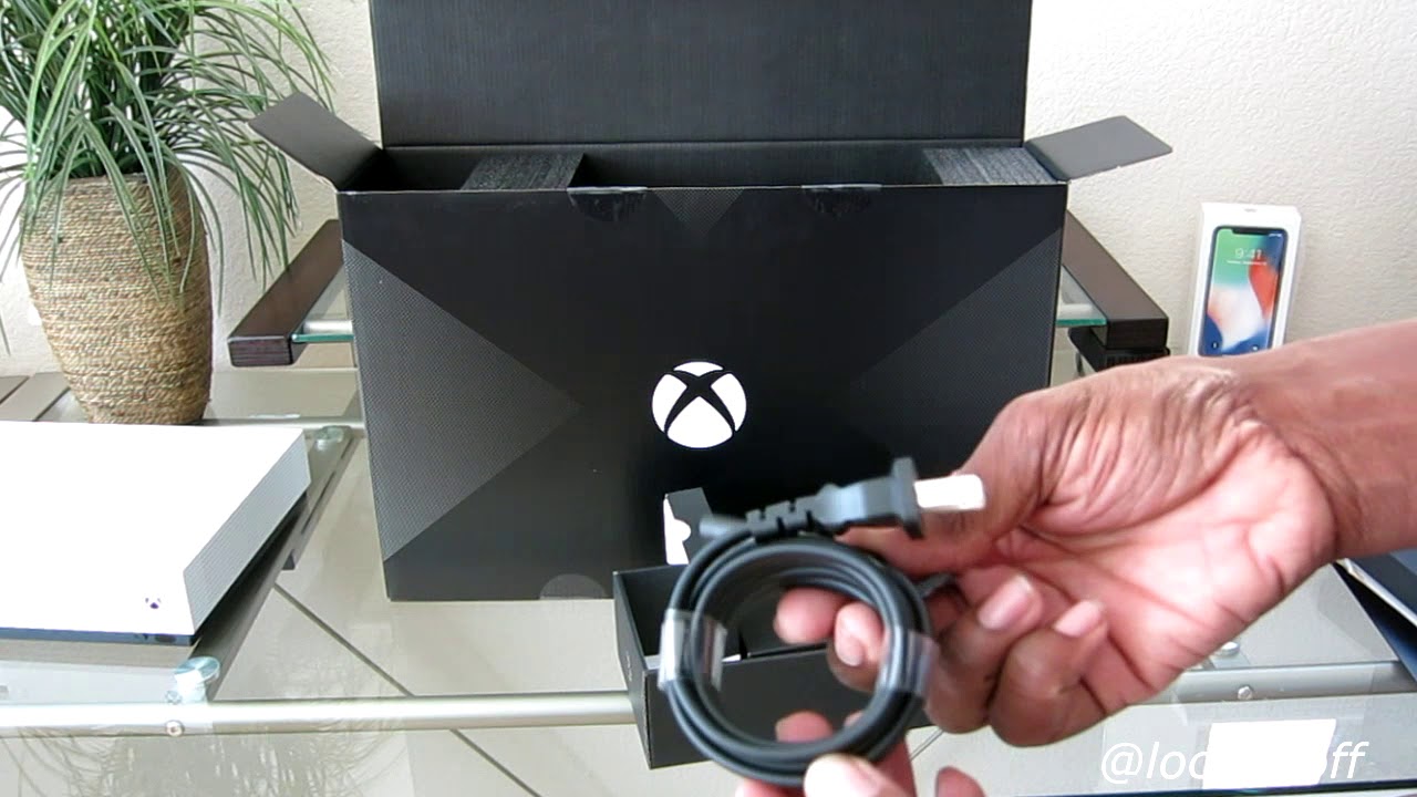 Официальная распаковка и настройка Xbox One X Project Scorpio Edition 4K HDR