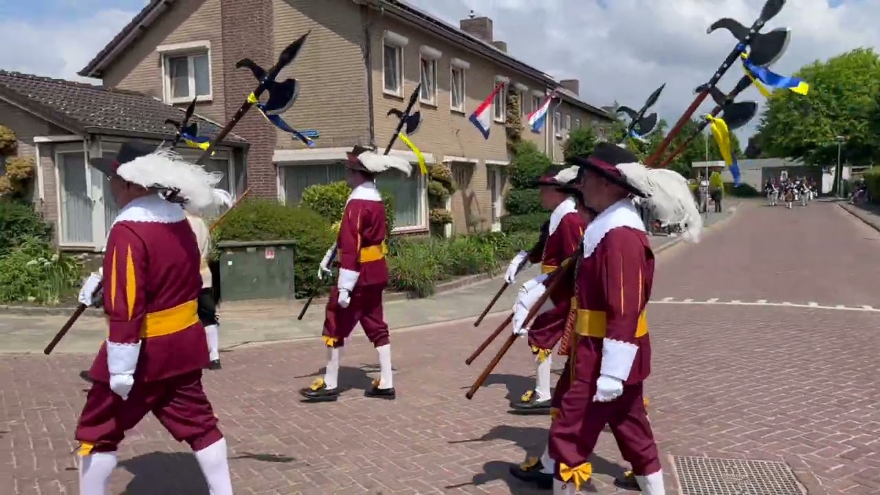 Optocht Schuttersfeest Baarlo 150 jaar
