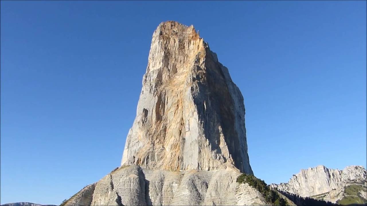 Le Tour du Mont Aiguille. Randonnée dans le Vercors