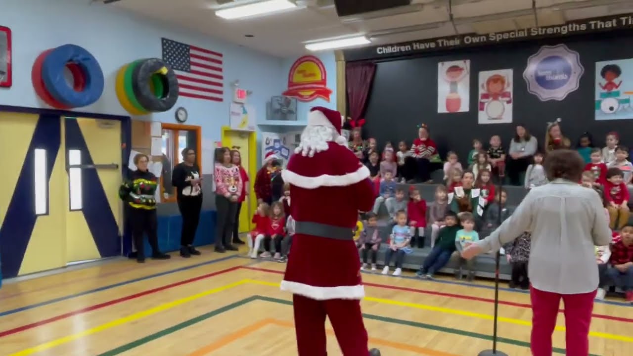 Christmas Video at Tom Thumb Preschool #5
