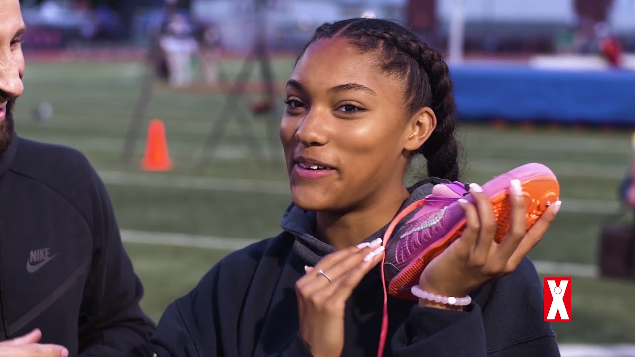 Tara Davis: Whats in the bag