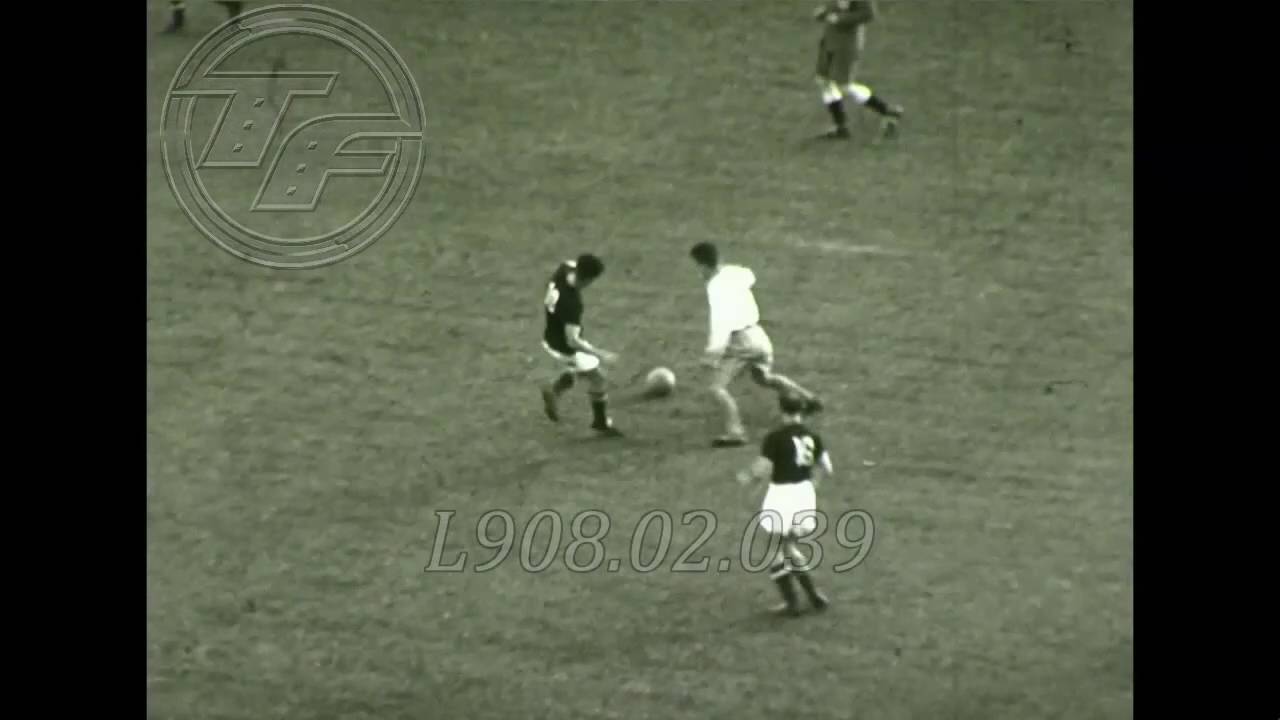 Helsinki 1952 Football   (HUN - SWE) Amateur Footage