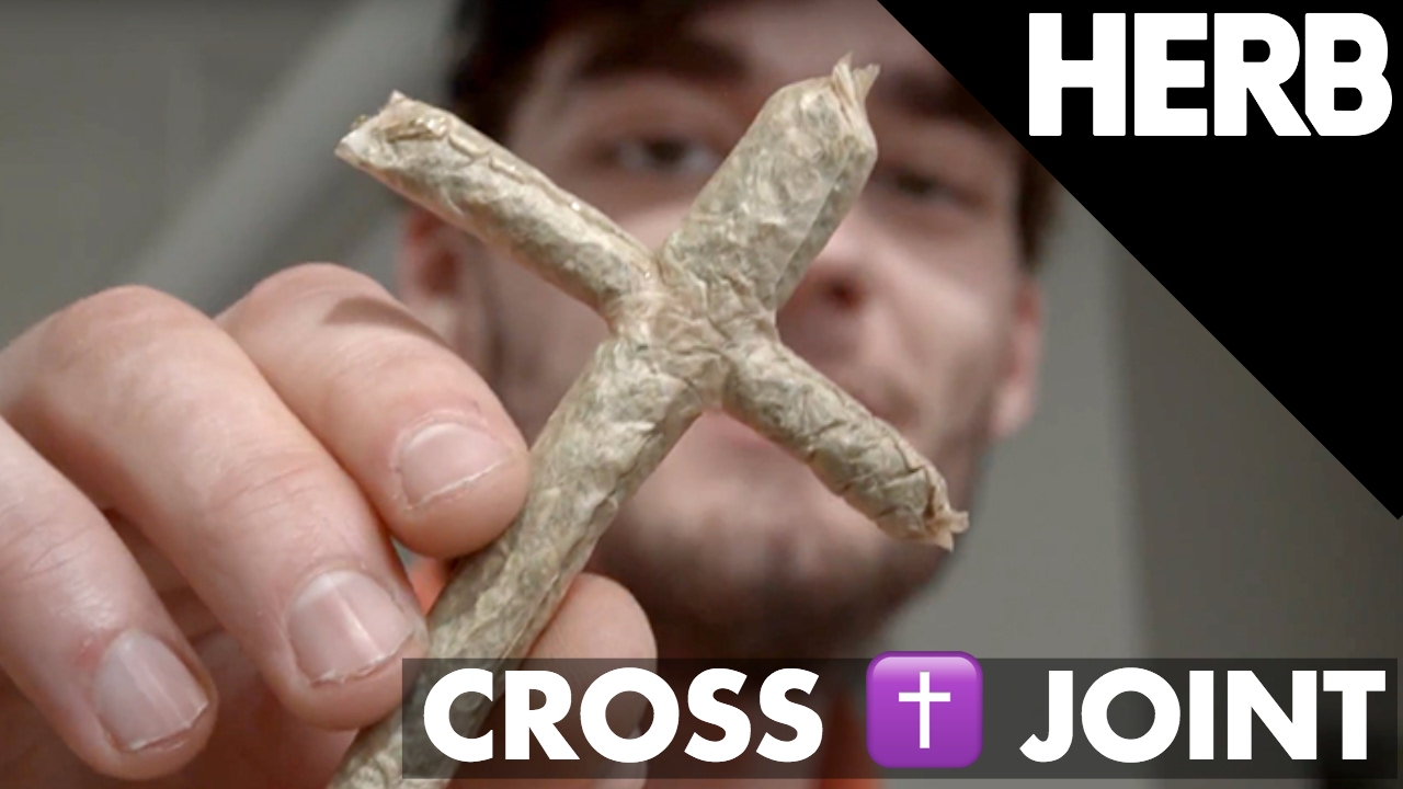 How to Roll A Cross Joint | HERB Rolligami with Cody van Gogh