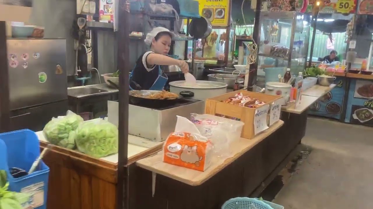 หาของกินตลาดเขตบางขุนเทียน