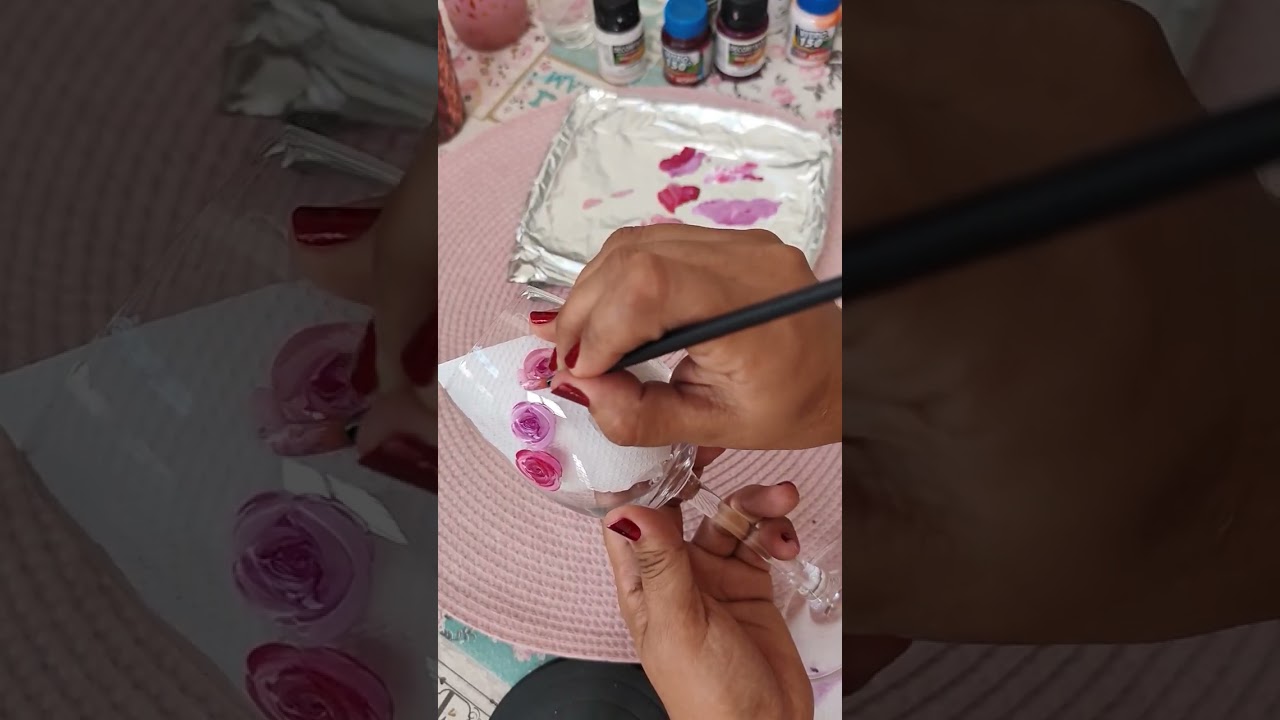 Aprenda a pintar rosas na taça de cristal 