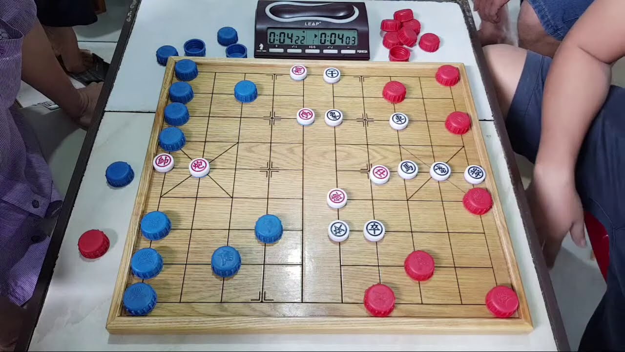 ĐCQTĐS: LẠI LÝ HUYNH ( đại chiến Cờ Úp) CỌP CHÂN LÙN