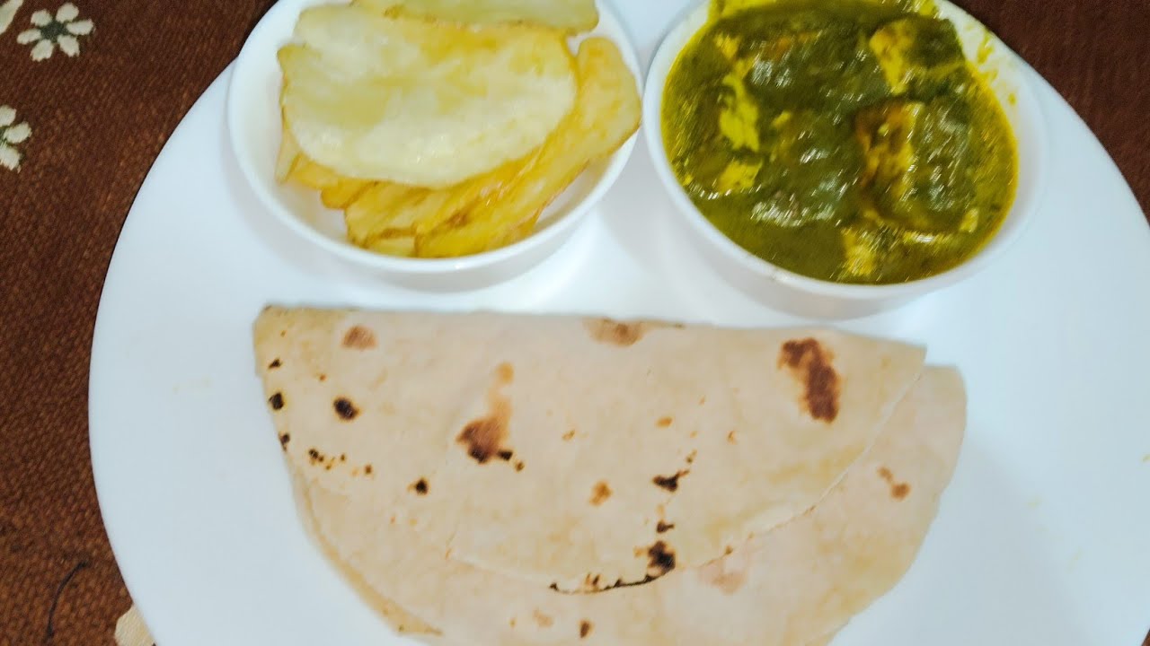 Holi special aalu ke chips sath mein palak paneer aur roti