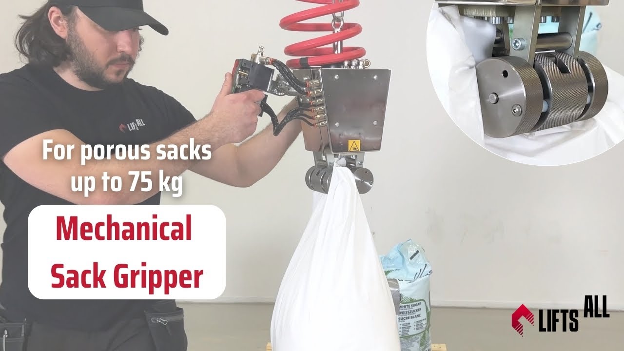 Mechanical sack gripper for lifting porous sacks up to 75 kg