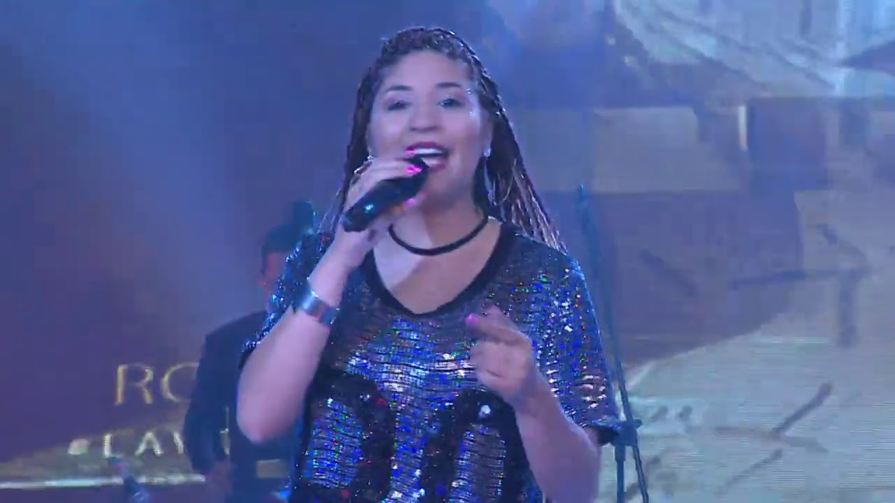 Rocío Quiroz - En Tu Cara, Perra (En Vivo) #DesdeElAlmaConAmor