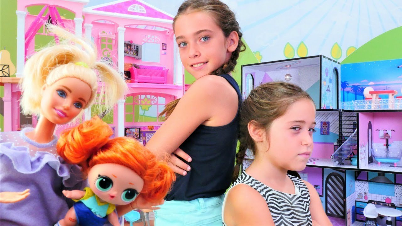 Kız oyunları. Barbie ve LOL evlerini yerleştirme oyunu