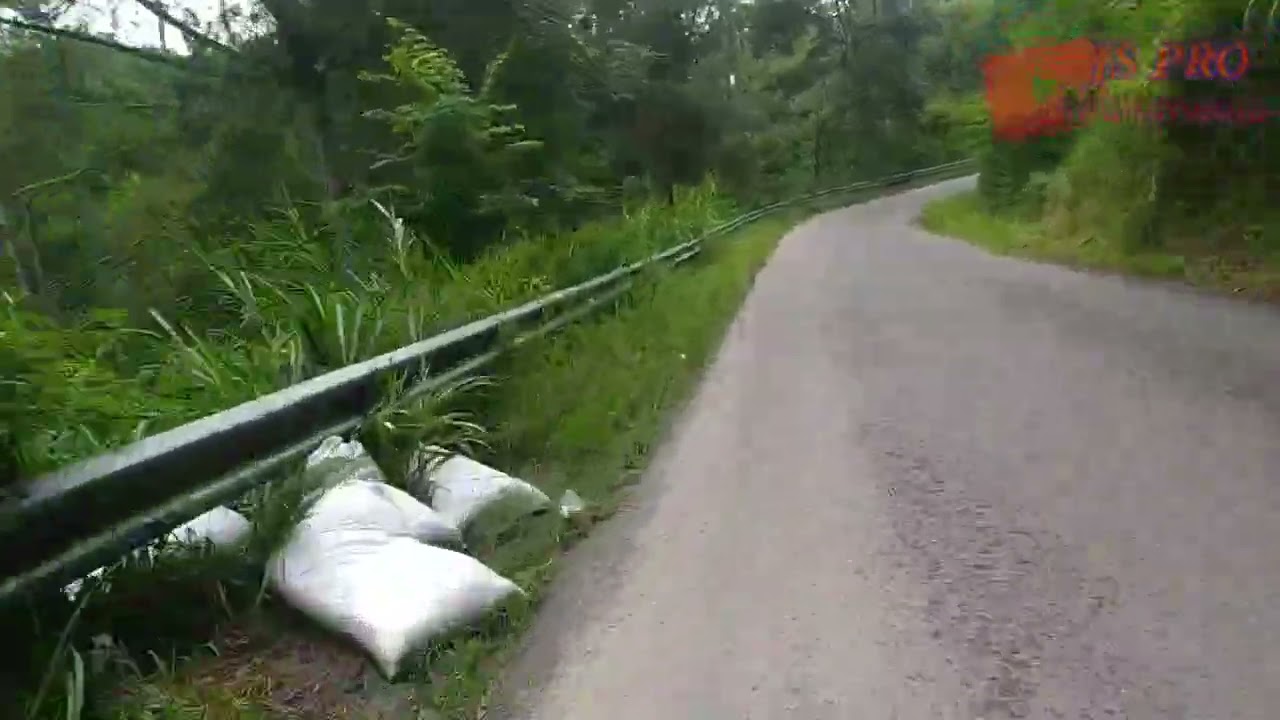 tanjakan  ngrayun  ... perjalanan sebelum tahun baru 2025
