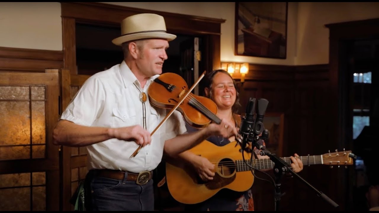 Nadine Landry and Stephen Sammy Lind  - Train on the Island