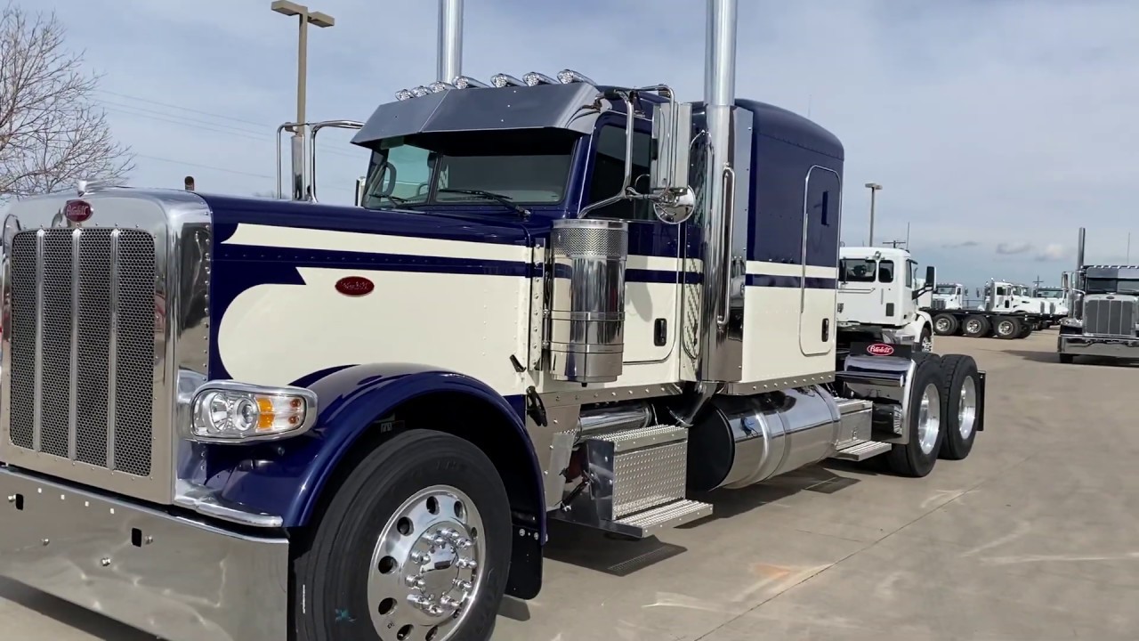 2021 Peterbilt 389-Diamond Blue w/Diamond White SEMINOLE!  Keith Couch (couchk@rushenterprises.com)