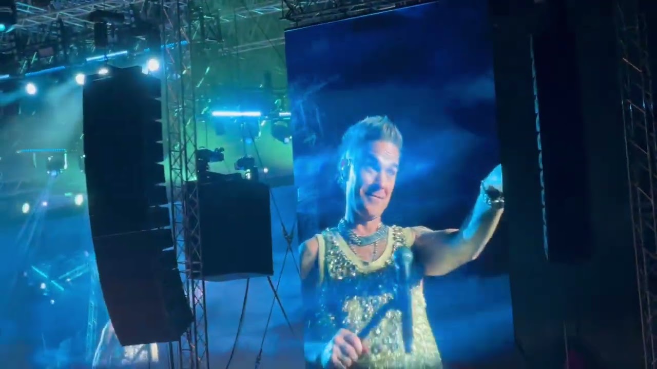 Robbie Williams Pula 2023  (live @ Arena Pula, Croatia, 27 June 2023)