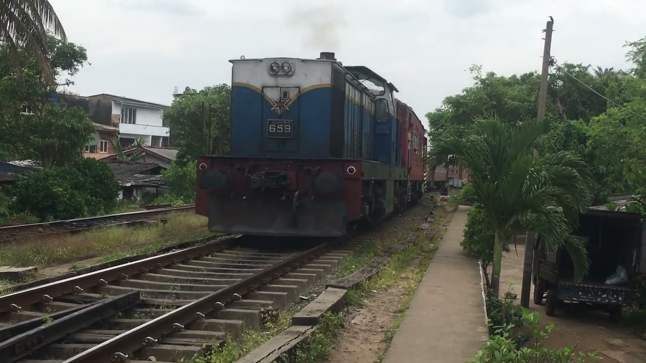 ජර්මන් W3 දුම්රිය එන්ජිම සමග යන චීන බර ඔසවන්නා(50T) #train #china #railofceylon 