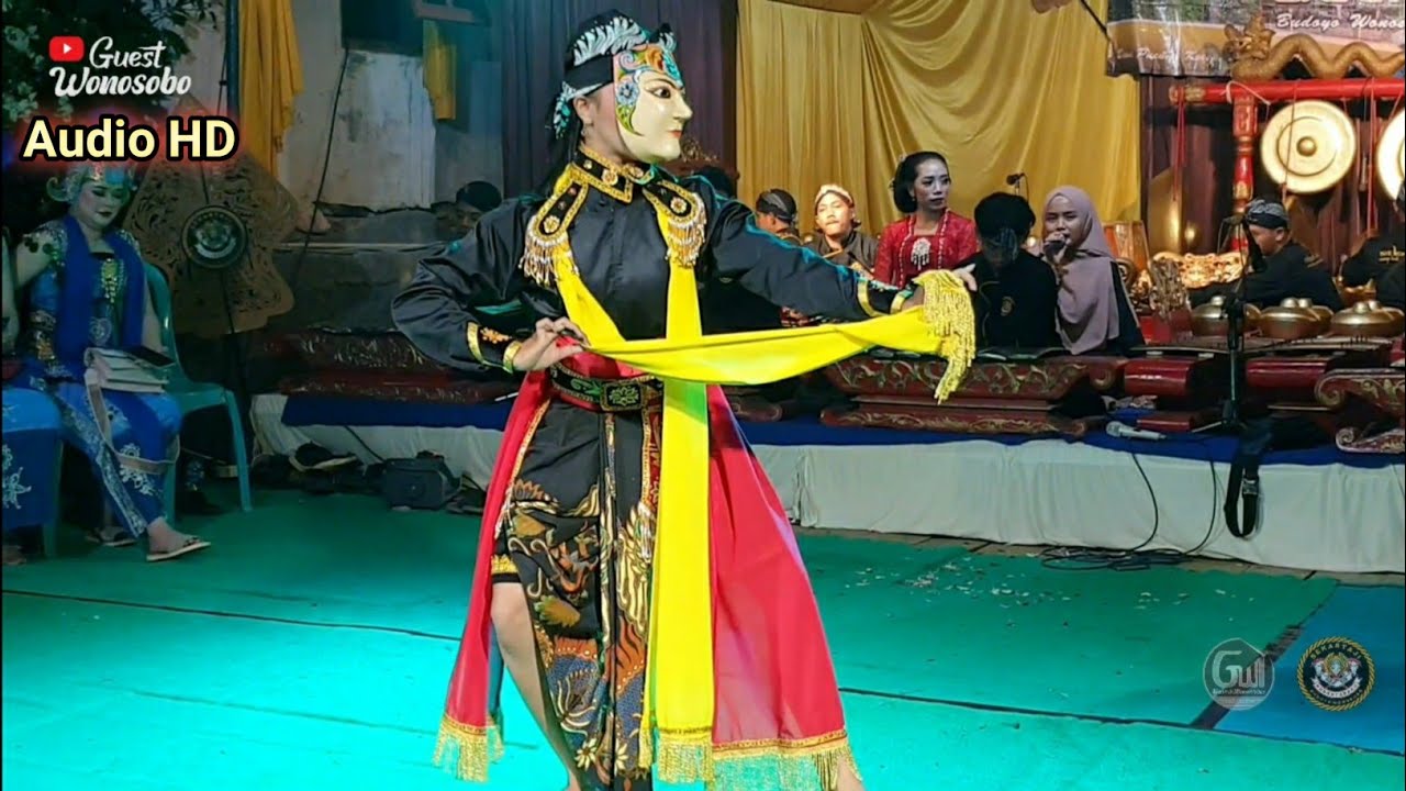 suara merdu sinden Riski cocok dgn parikan satu ini # SekarTaji